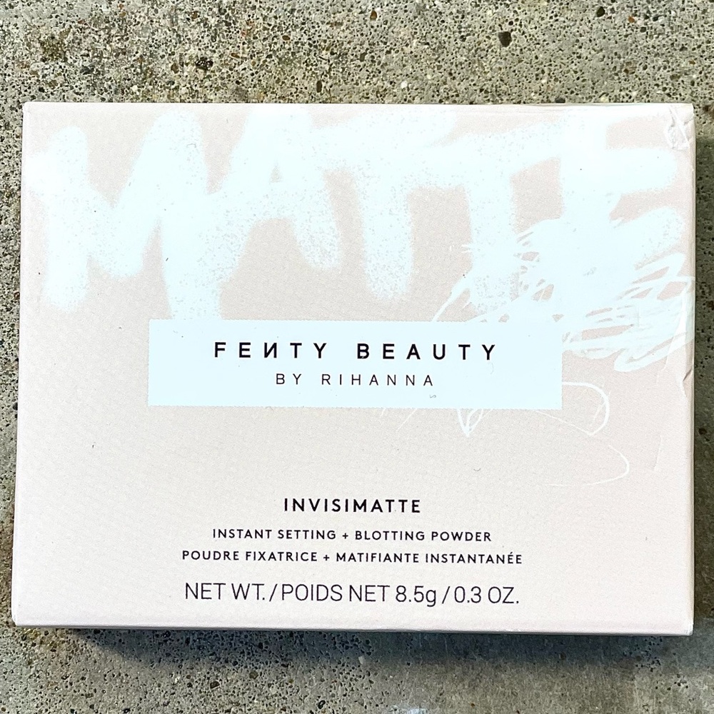 Fenty Beauty Invisimatte Instant Setting + Blotting Powder